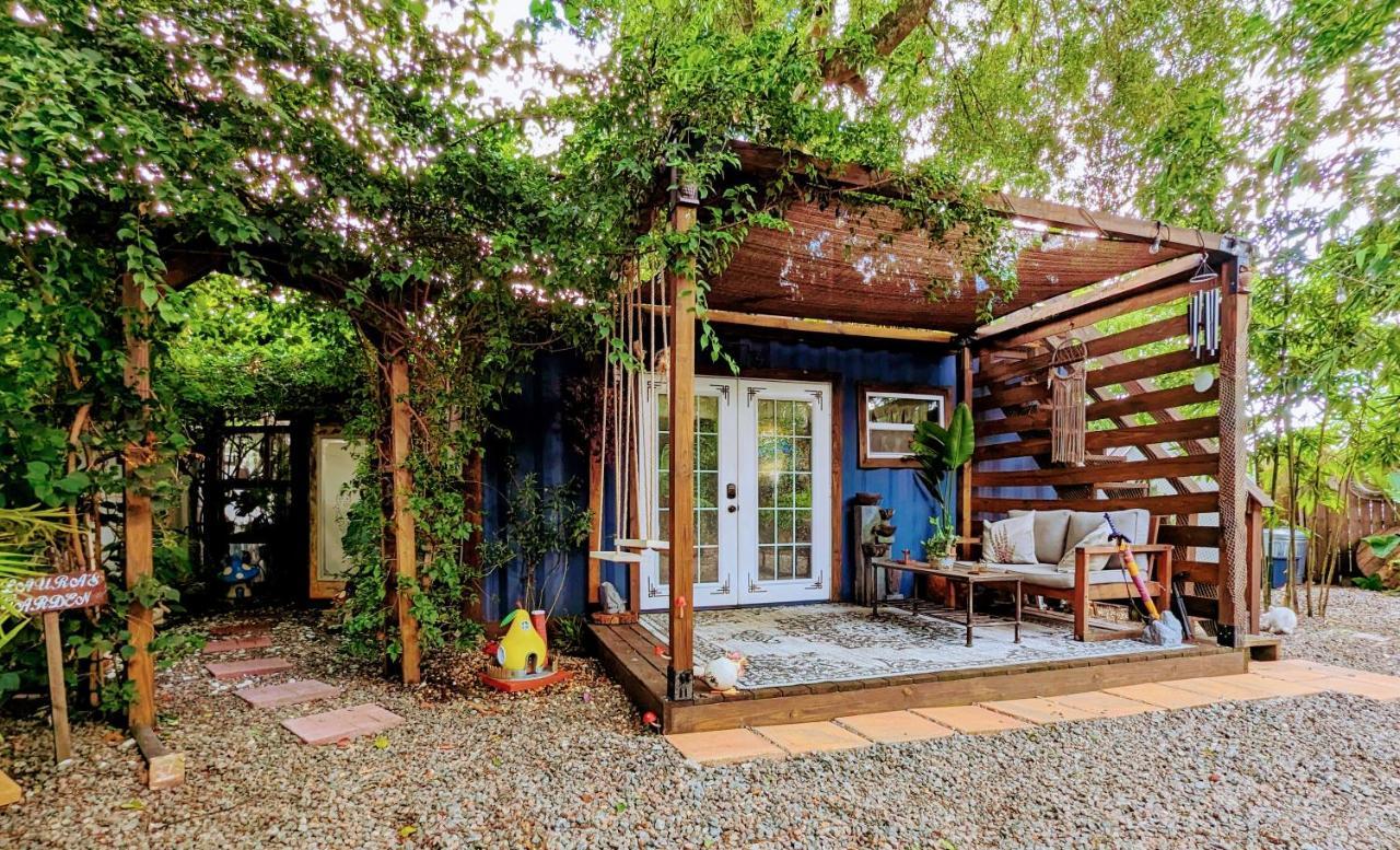 Vila Cozy Af Tiny-House Oasis Tampa Exteriér fotografie
